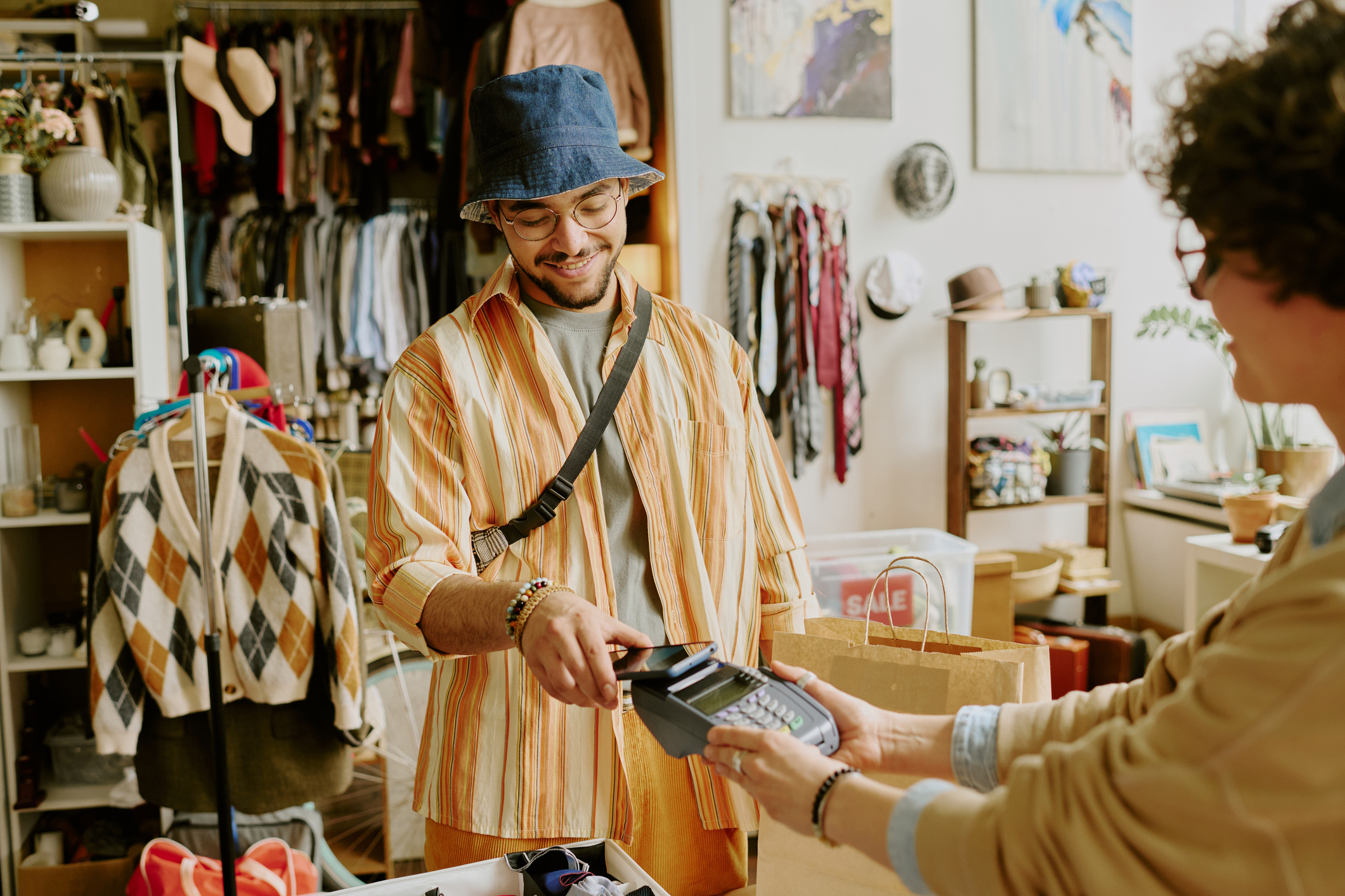 Livonia’s Ultimate Guide to Shopping, Dining, and Summer Fun